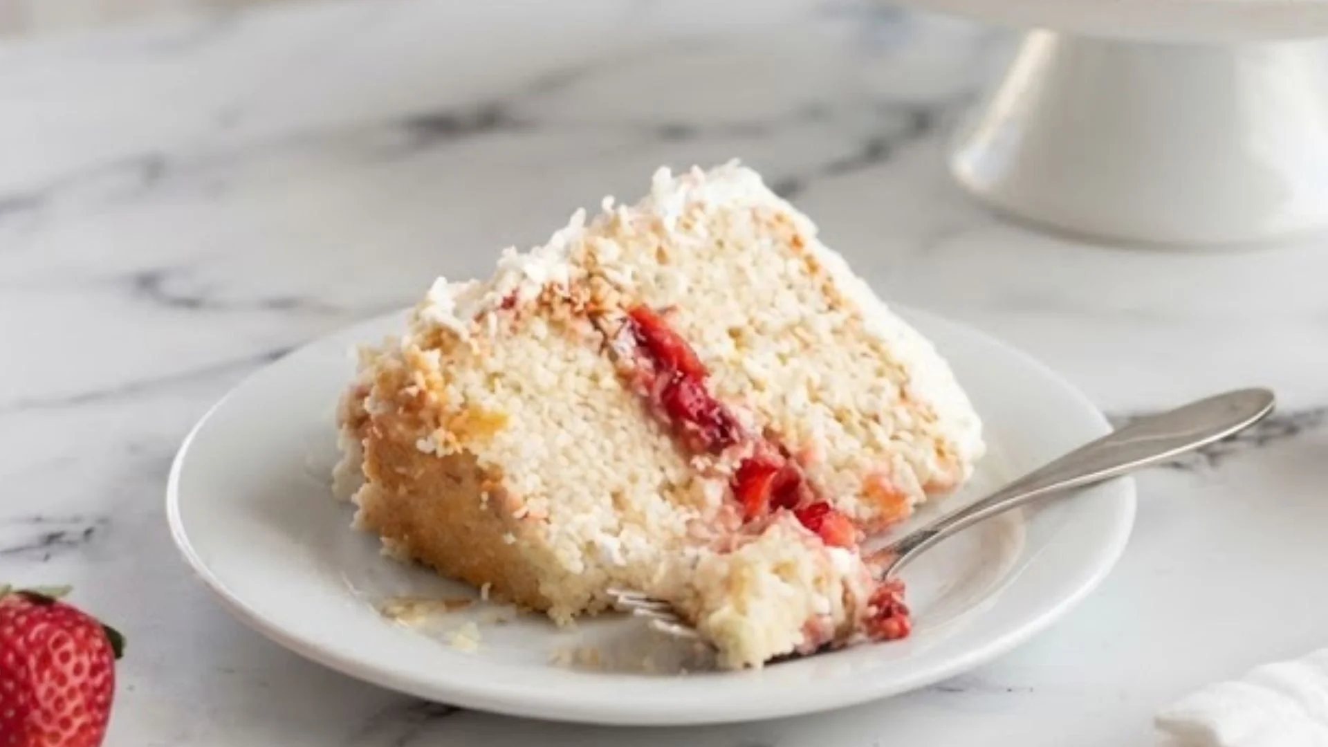 Strawberry Filled Vanilla Cake Recipe